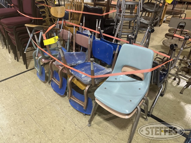 (19) School chairs